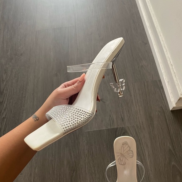 White Butterfly heels - Picture 6 of 6